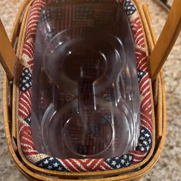 Longaberger Woven Salt and Pepper shaker Basket with Handle and Liner - Picture 5 of 5